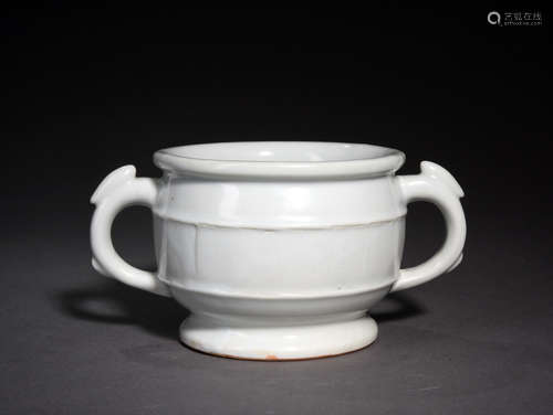 A Chinese White Glaze Double Ears Porcelian Censer