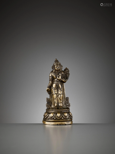 A BRONZE OF A STANDING TARA, 17TH-18TH …