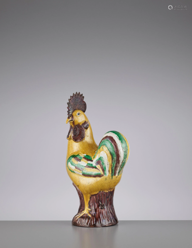 A LARGE SANCAI GLAZED COCKEREL, 18TH CE…