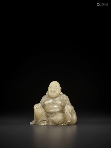 A SOAPSTONE CARVING OF BUDAI, 18TH C…