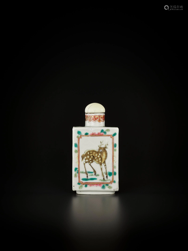 A FAMILLE VERTE PORCELAIN SNUFF BOTTLE, …