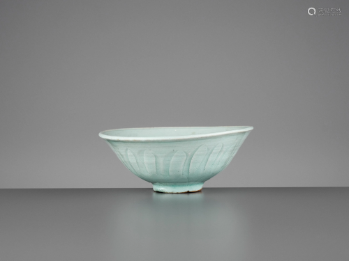 A QINGBAI CARVED 'LOTUS' BOWL, SONG DYNA…