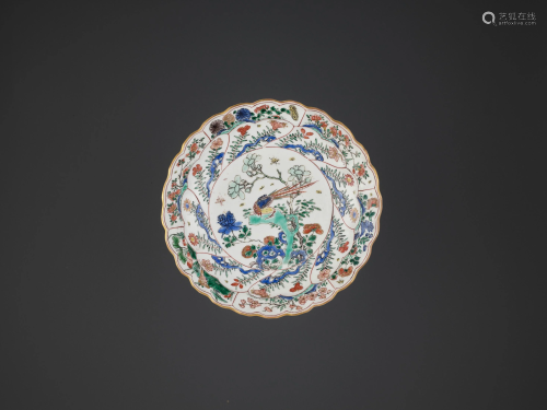 A SMALL FAMILLE VERTE DISH, KANGXI