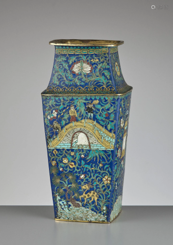 A 'FOREIGNERS' CLOISONNE VASE, LATE MIN…