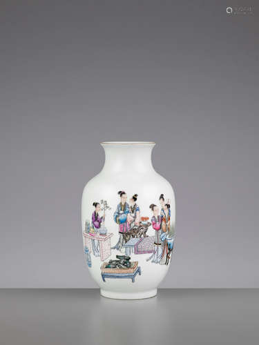 AN ENAMELED 'IMPERIAL CONCUBINES' VAS…