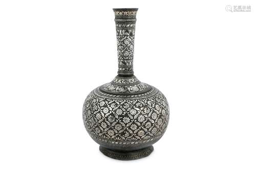 A BIDRI SILVER-INLAID LONG-NECKED FLASK (SURAHI)