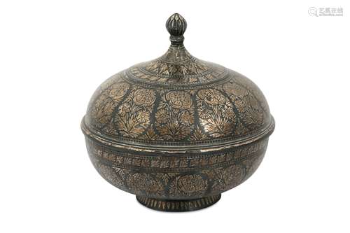 A BIDRI SILVER-INLAID LIDDED BOWL