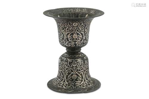 A LARGE BIDRI SILVER-INLAID SPITTOON WITH ARABESQUE MOTIF