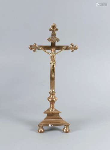 Crucifix in gilt bronzeXVIIIth centuryHigh. : 32,5 cm