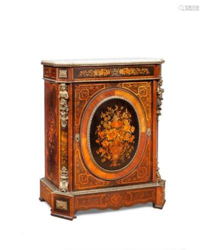 DIEHL in ParisPiece of furniture in rosewood veneer with a frieze of flowers, the main panel inlaid in an oval medallion of a bouquet of flowers on a background of interlacing and foliage scrolls. White marble top in a gilt bronze ingot mould.Napoleon III period.Signed Diehl on the lock.Top. Height : 109 cm - Width : 84 cmDepth: 38 cm