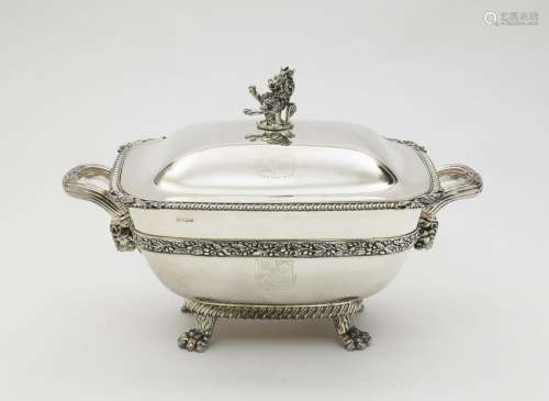 A large tureen