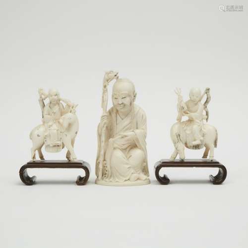 二十世紀早期 牙雕羅漢一組三件 A Group of Three Chinese Ivory Carved 'Luohan' Figures, Early 20th Century