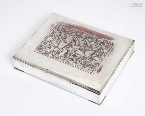 A Hungarian silverplate box: Voros katonak, Elore