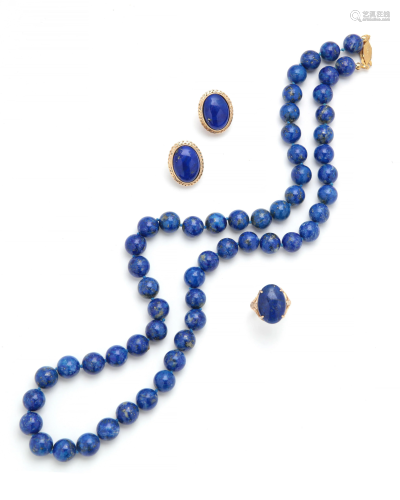 A lapis lazuli & gold ring, necklace & ear clips
