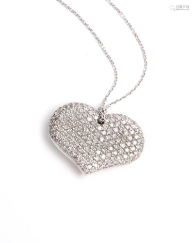 A diamond and white gold heart pendant necklace