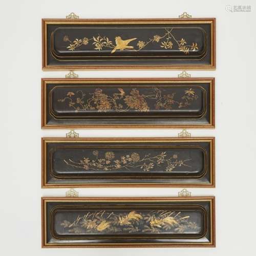 十九世紀 黑漆描金花鳥紋掛屏一組四件 A Set of Four Gilt Black Lacquer Panels, 19th Century