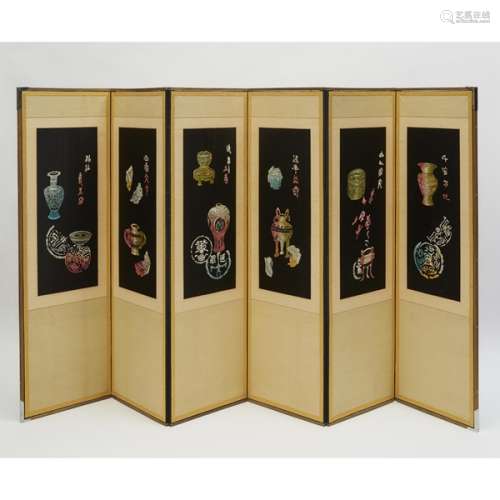 二十世紀 百寶六扇屏風 A Korean Embroidered 'Precious Objects' Six-Panel Floor Screen, 20th Century