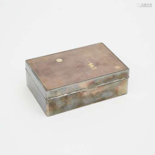 日本 明治時期 宮本造 銅錯銀嵌金松林寶塔紋紫檀盒 A Japanese Inlaid Silver Box, Signed Miyamoto, Meiji Period