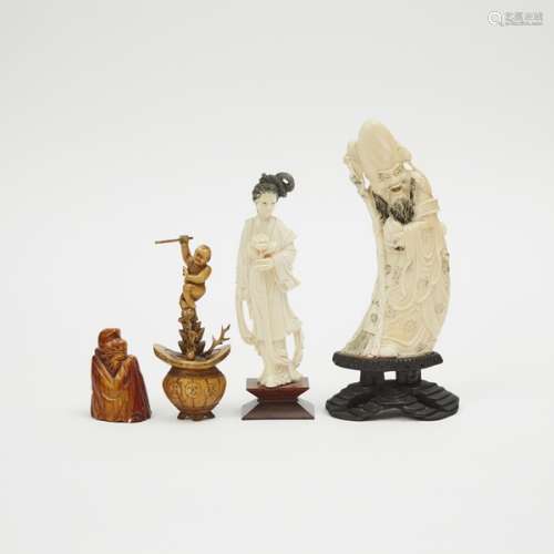 十九世紀晚期/二十世紀早期 牙雕中國人物擺件一組四件 A Group of Four Chinese Ivory Carved Figures, 19th/Early 20th Century