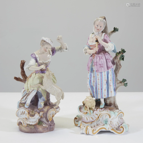 A pair of Meissen porcelain figure of a shepher…