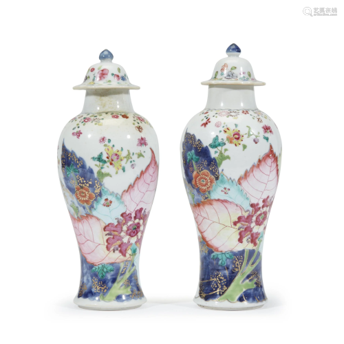 Pair of Chinese Export porcelain 'Tobacco leaf' covered