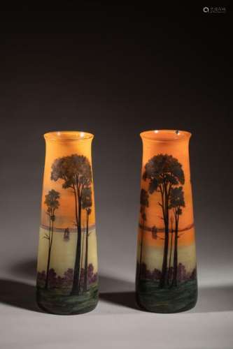 MULLER Frères circa 1920 Pair of cylindrical vases…