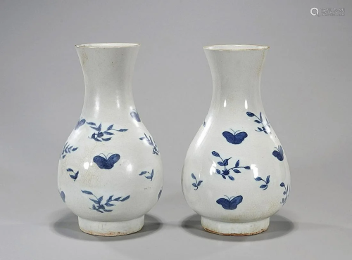 Pair Antique Chinese Blue & White Porcelain Vases
