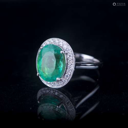 AN EMERALD & DIAMOND RING, GIA AND AIG CERTIFIED