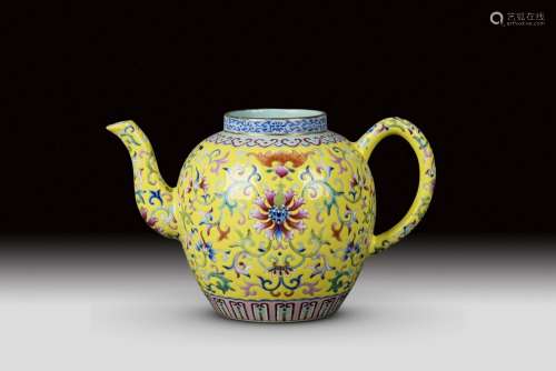 YELLOW GROUND FAMILLE ROSE TEAPOT, QING DYNASTY, DAOGUANG PERIOD