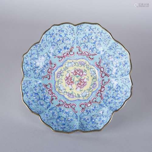 A LOTUS-DESIGN ENAMEL DISH, QING DYNASTY