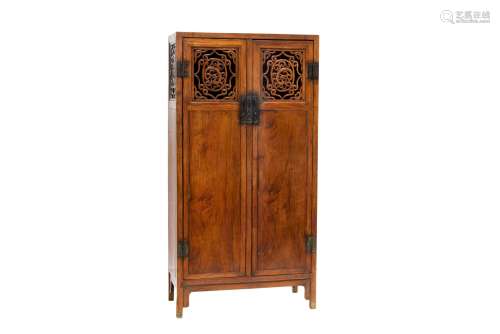 A CHINESE HUANGHUALI SQUARE-CORNER 2-DOOR CABINET (Y)