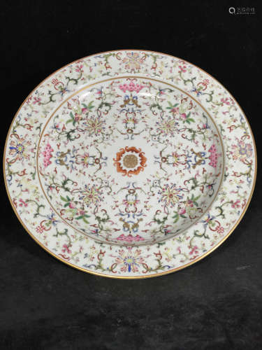 A Famille Rose Porcelain Plate