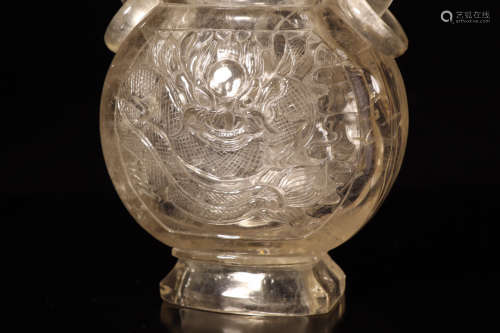 A Chinese Dragon Pattern Crystal Jar with Cover