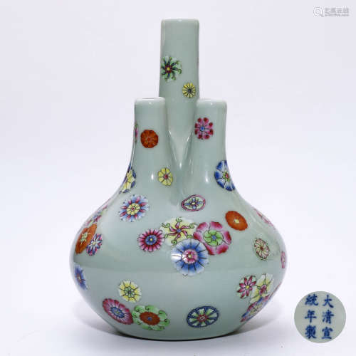 A Chinese Celadon Glaze Famille Rose Porcelain Globular Vase