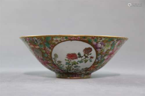A Gold Leaf Famille Rose Porcelain Bowl