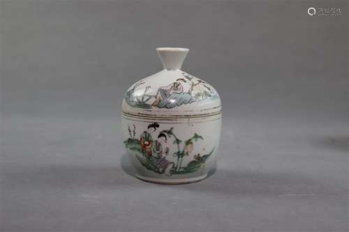 A Famille Rose Porcelain Pot with Lid