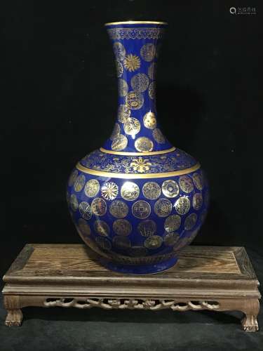 A Blue Ground Gold-painted Porcelain Globular Vase