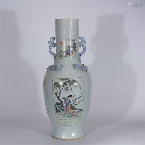 A Chinese FAMILLE ROSE Porcelain Figure Vase