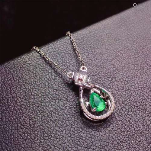 A Gemstone Necklace