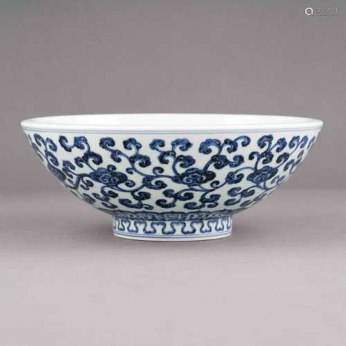 XUANDE BLUE AND WHITE WRAPPED LOTUS BOWL