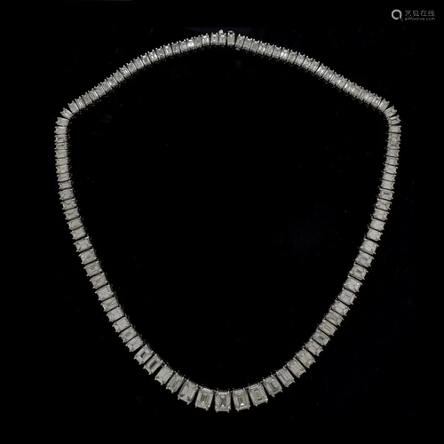 Important Diamond and Platinum Necklace