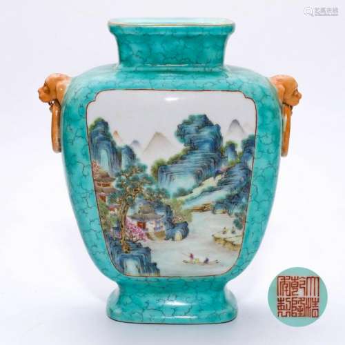 A CHINESE FAMILLE ROSE GREEN GROUND PORCELAIN VASE