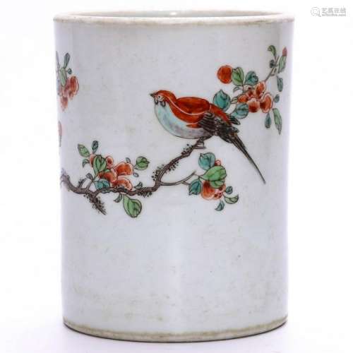 A CHINESE MULTICOLORED PORCELAIN BRUSH POT