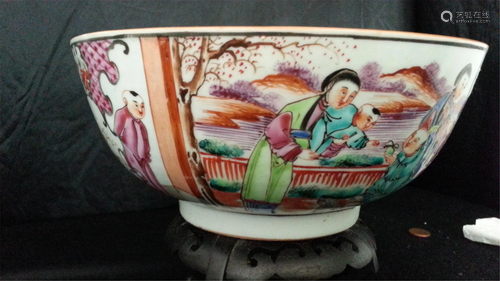 ?Antique Chinese Famille Rose Porcelain Bow???? w 8 in