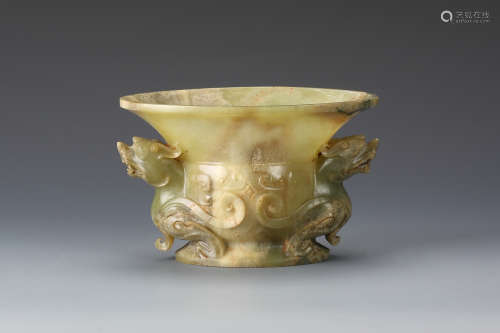 JADE CARVED 'DRAGONS' RITUAL VESSEL, ZUN