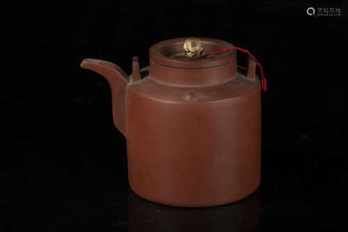 YIXING ZISHA TEAPOT WITH LIFTING HANDLES