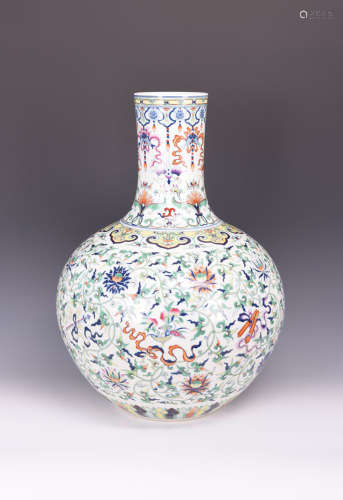 FAMILLE ROSE 'FLOWERS AND VINES' VASE, TIANQIUPING