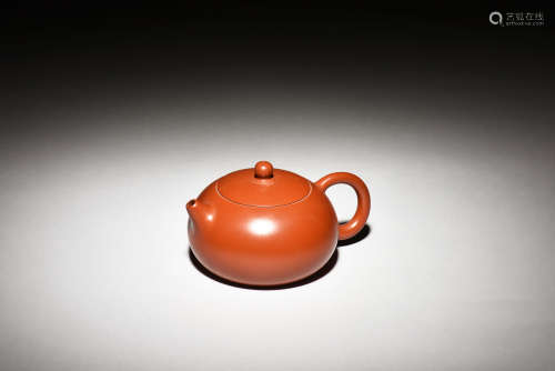 YIXING ZISHA ROUNDED TEAPOT