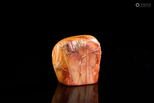 SHOUSHAN STONE CARVED 'PLUM AND BAMBOO' STAMP SEAL