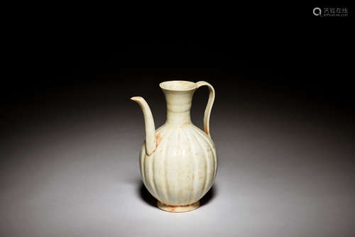 CELADON GLAZED 'MELON' EWER